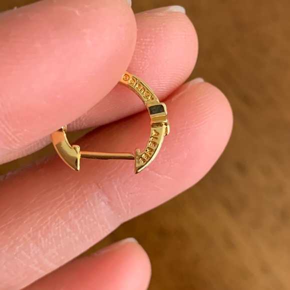 NWOT Disney Mickey Mouse & Minnie Mouse Sparkling Hoop Earrings Gold - Picture 6 of 9